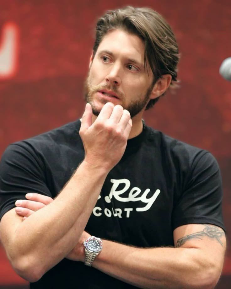 Дженсен Эклс - актёр сериала Пацаны